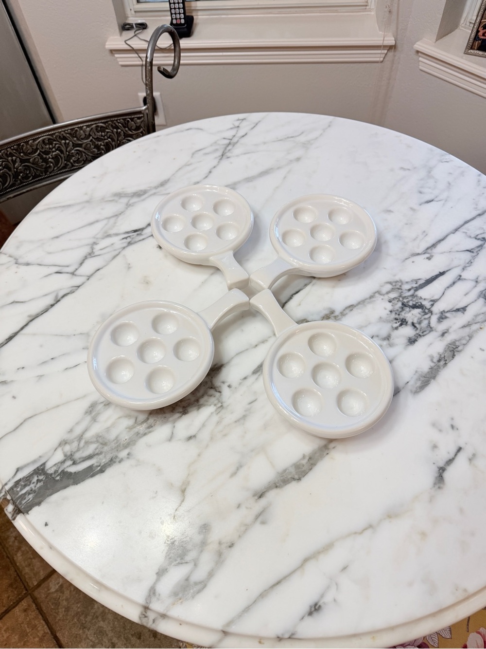Set of 4 White French Ceramic Escargot Bakers – 6‑Well Vintage Serveware - Picture 13 of 15
